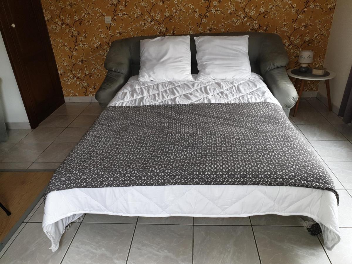 Revedelac Meuble Tout Confort Bremes Exterior photo